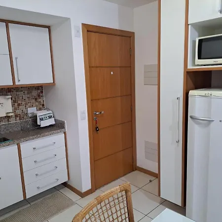 Life Resort Flat - Torre F - Beira Do Lago Brasilia Exterior photo